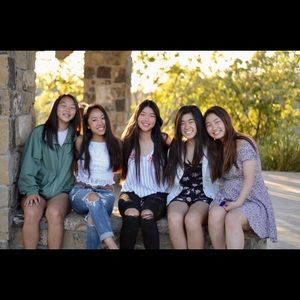 Meet your Posher, Esther